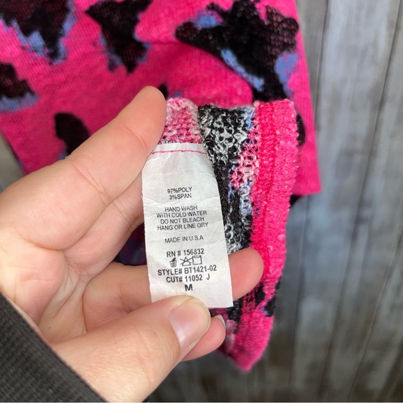 BiBi Pink Leopard Knit Blouse - Picture 4 of 5